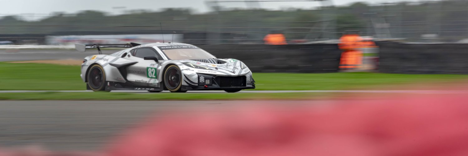 Mark (マーク) banner