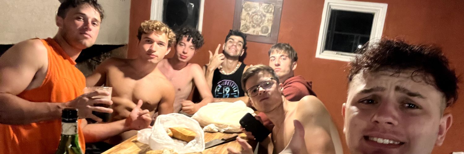 ZechinMaxi's profile banner image