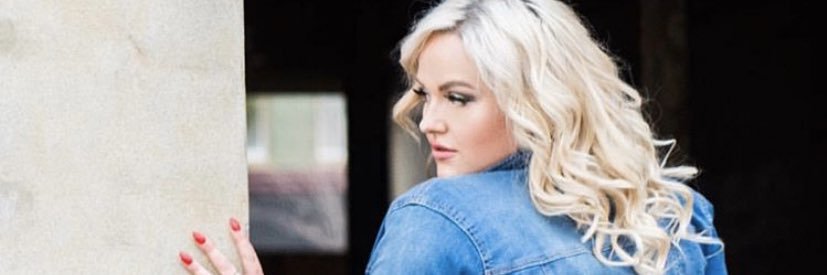 The_Blondeshell's profile banner image