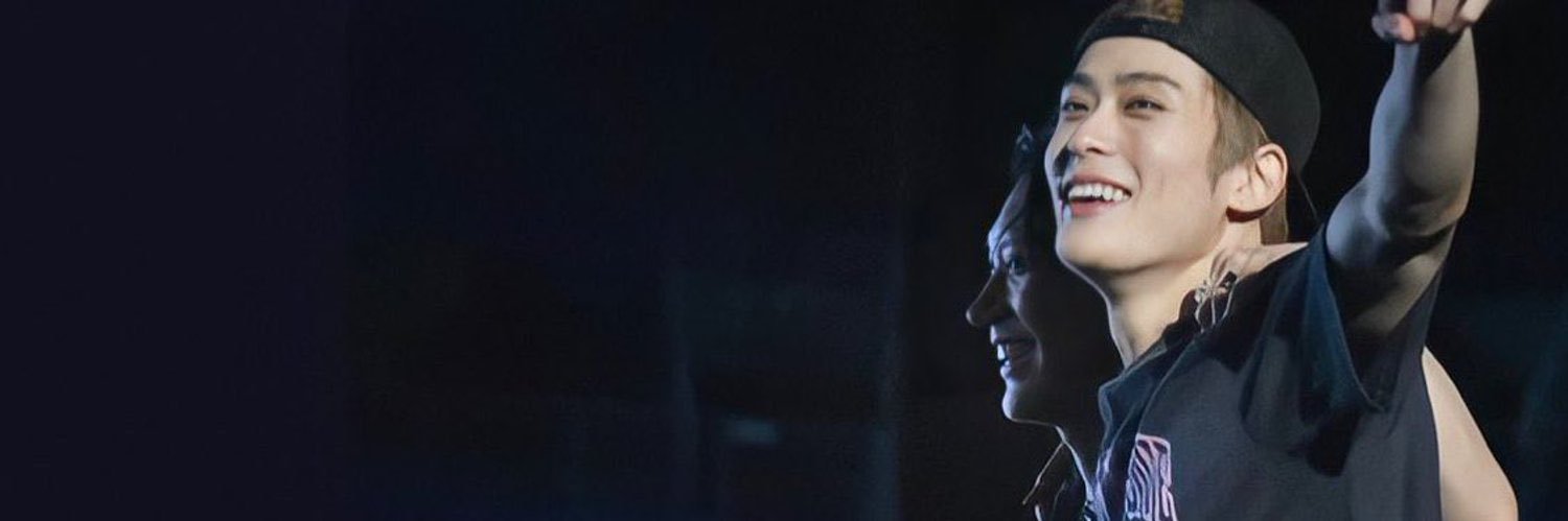 chaqlelee's profile banner image