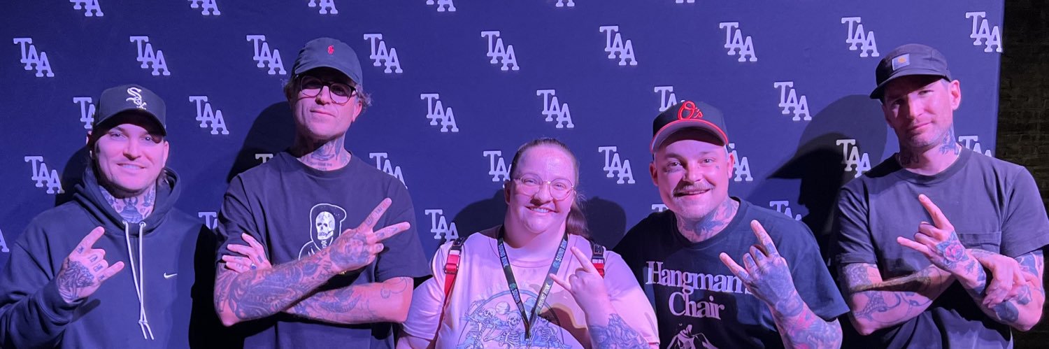 officiallysquid's profile banner image