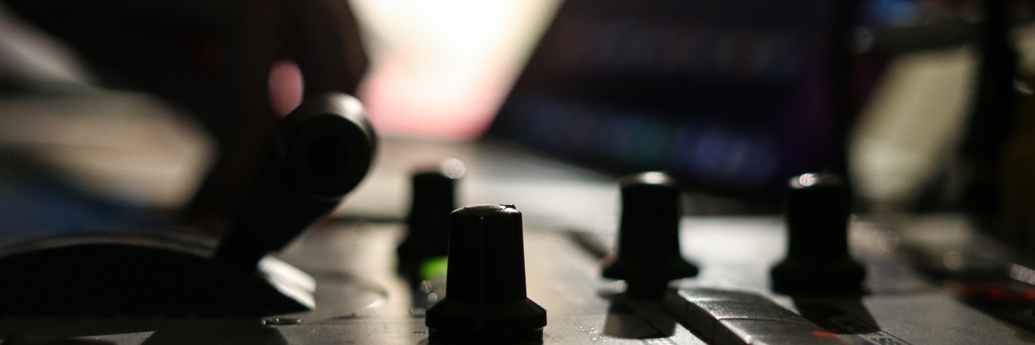 Averted Vision banner