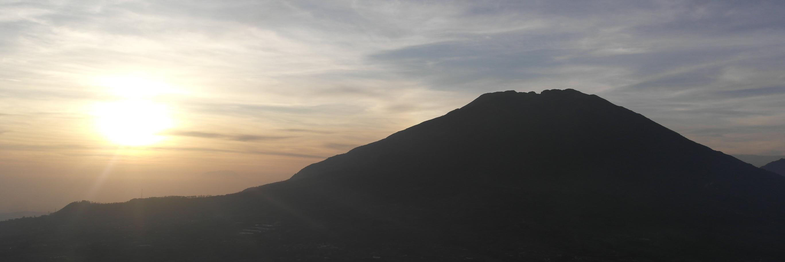 uutdeu's profile banner image