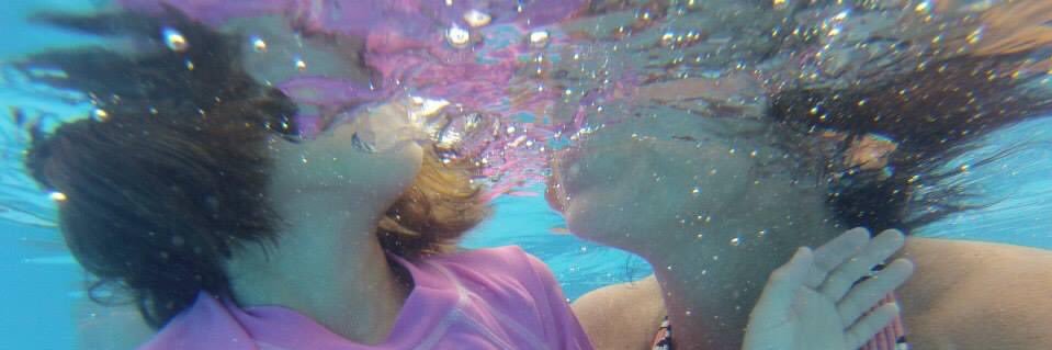 Claudinska & el mar🐟🧜‍♀️👙🐳🐬🐠 banner