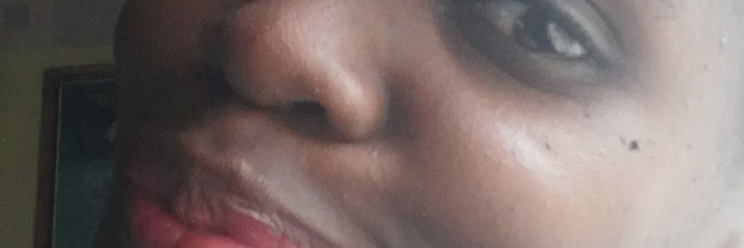 Tinaondala's profile banner image