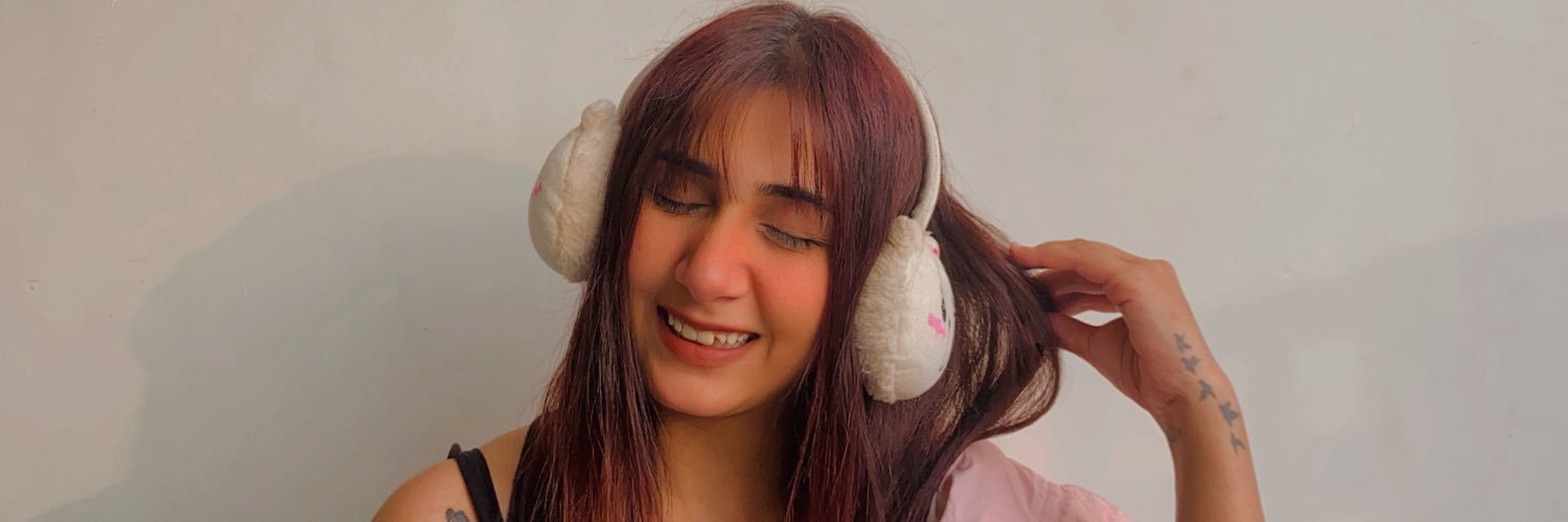 HarshKaur16's profile banner image
