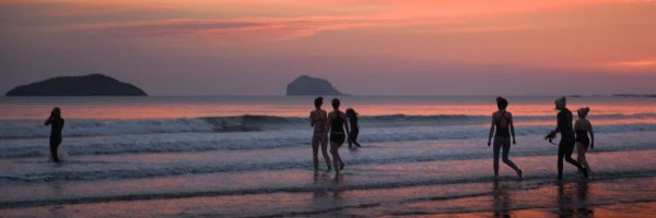 WanderWomen9 Profile Banner