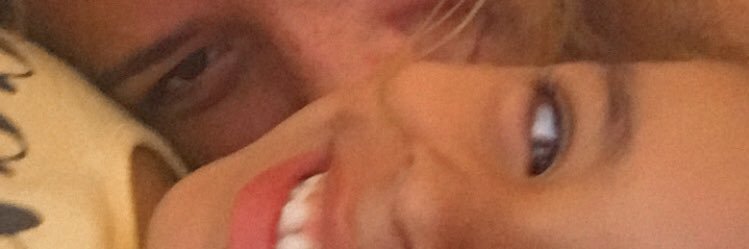 najujulis's profile banner image