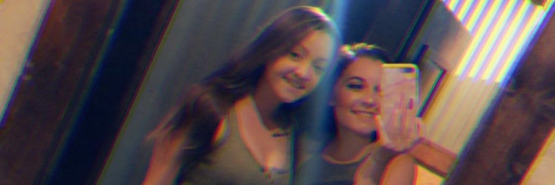 Riah327's profile banner image