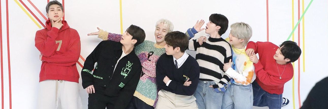 live on 🦋🦋 as Ravelqueen banner