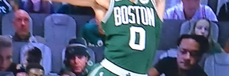 Cris Argys banner