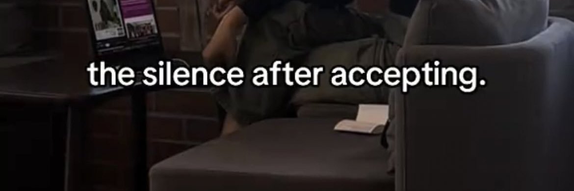 d banner