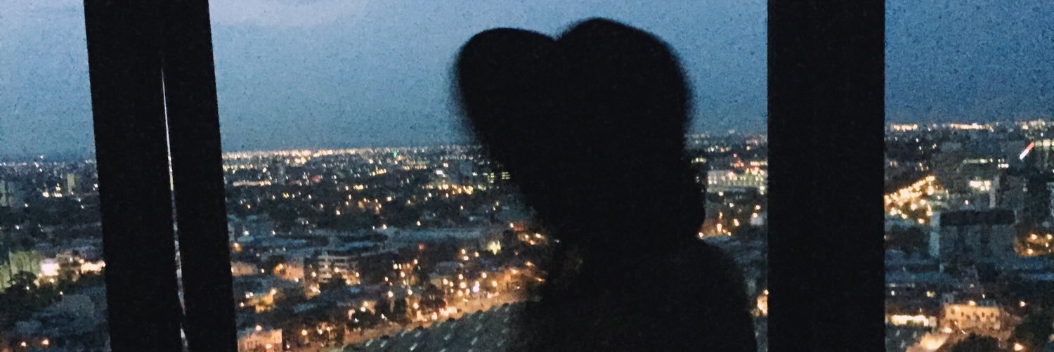 DropDeadCoralie's profile banner image
