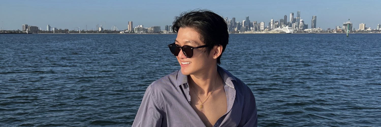 ernestsariego's profile banner image