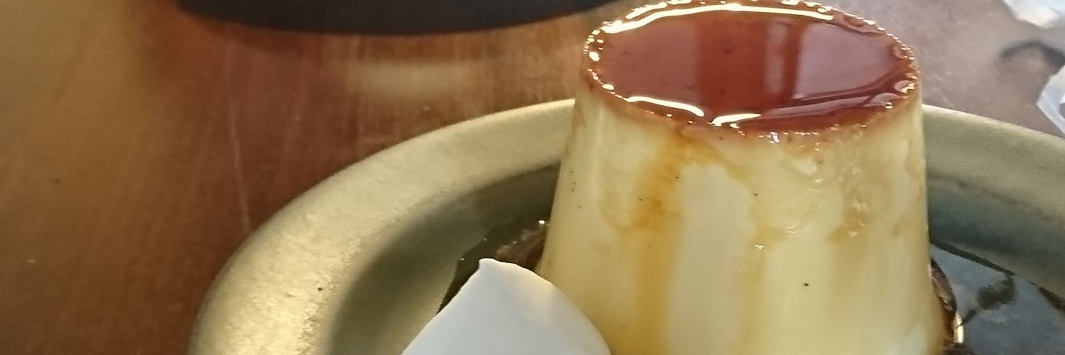 hrhrtn's profile banner image