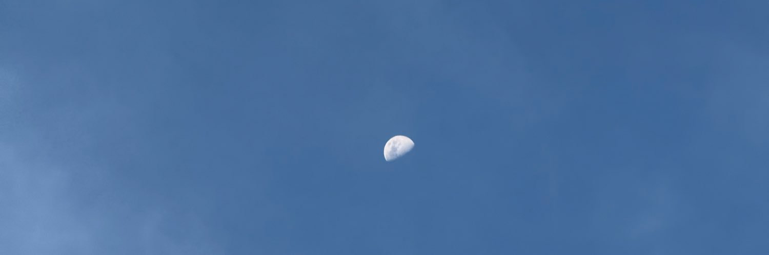 10FebMondayY's profile banner image
