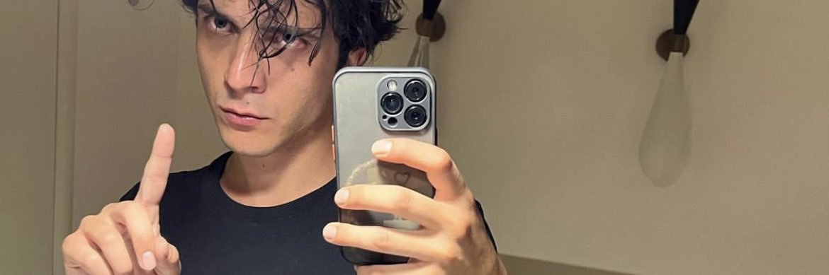 occhistralunati🌙 banner