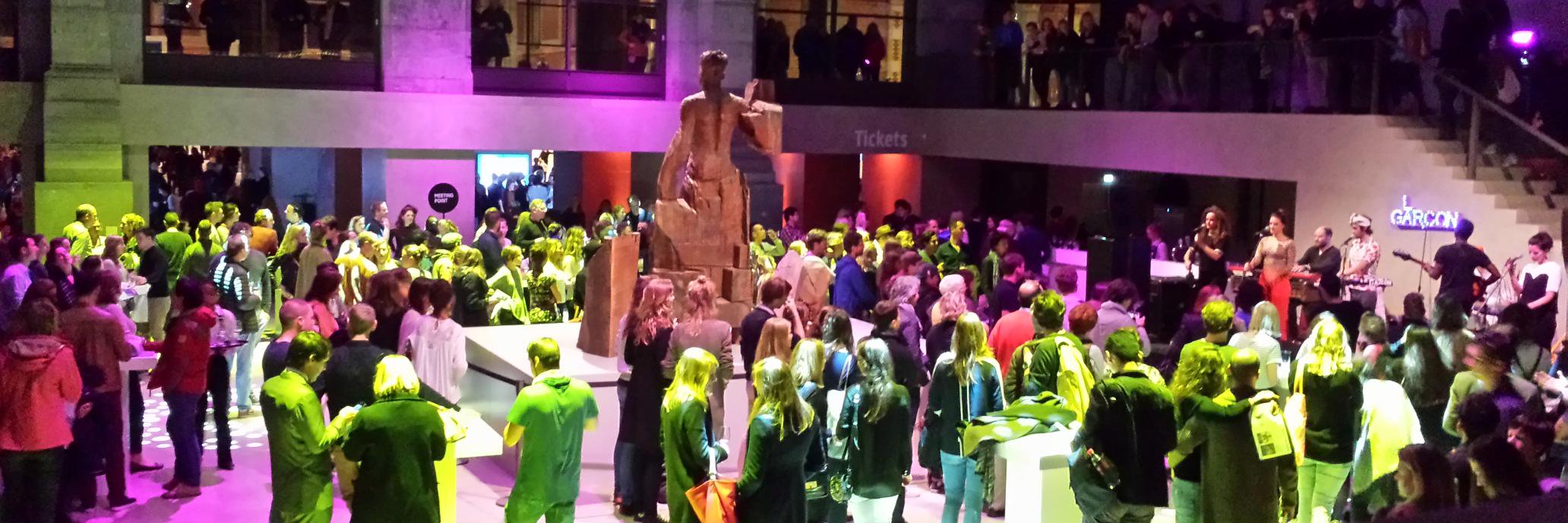 Chris Willis 🇪🇺 🇬🇧 🇳🇱 🏳️‍🌈️ banner