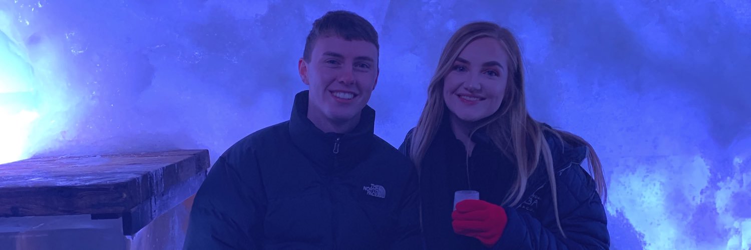 nadiarouch's profile banner image
