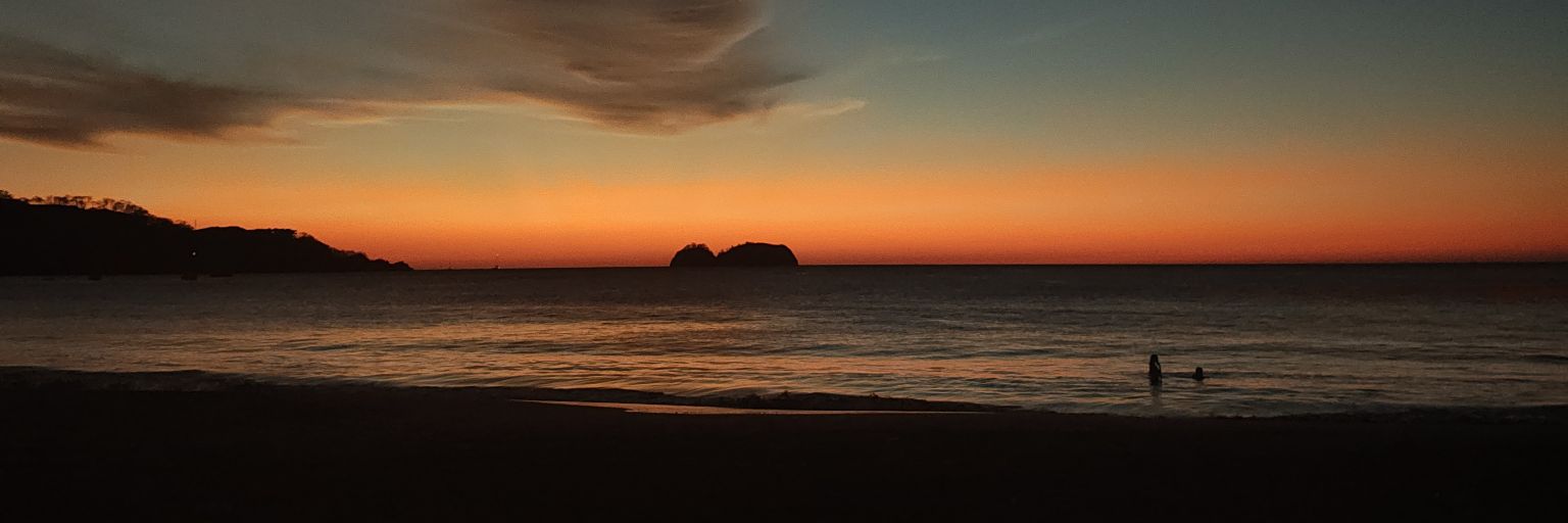 Jeanlara1114's profile banner image
