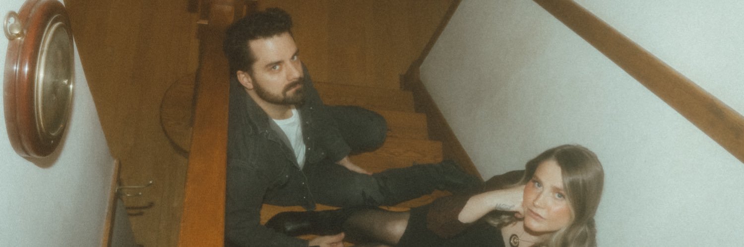 Cross Parallel banner