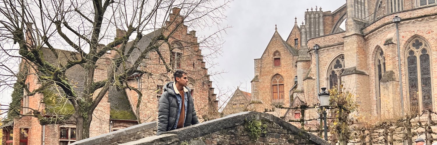 Adrián Hernández banner