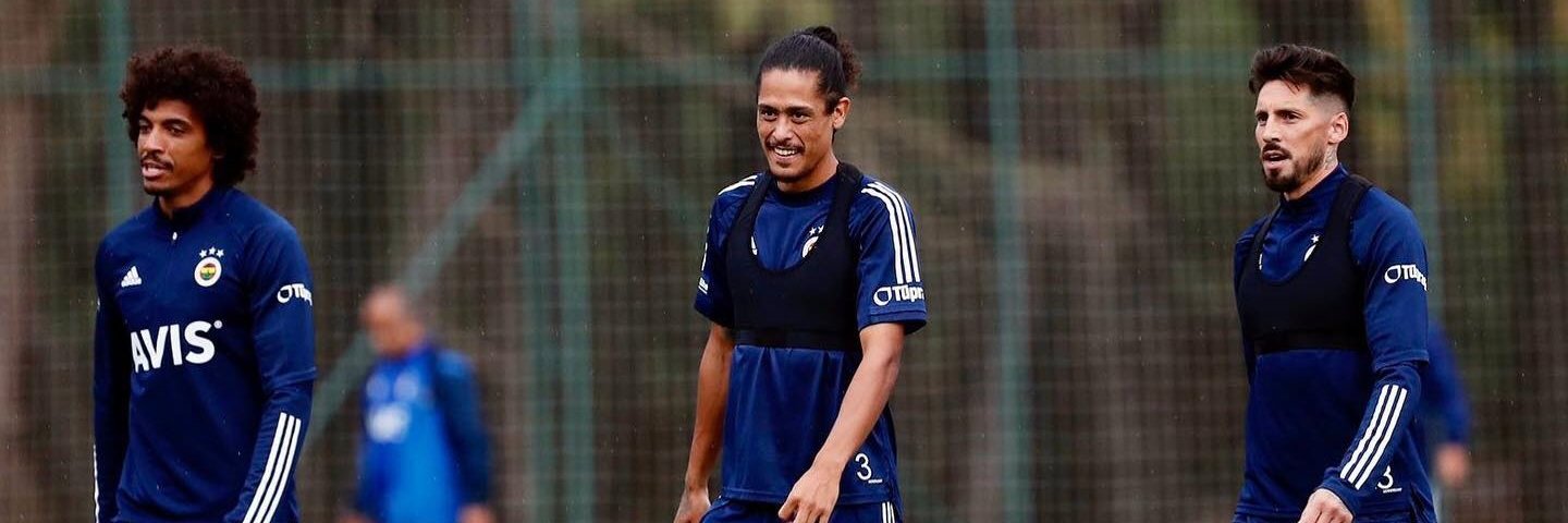 Mauricio Lemos banner