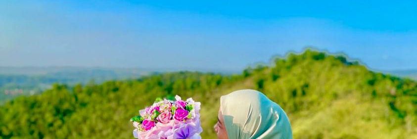 yunitabadri's profile banner image
