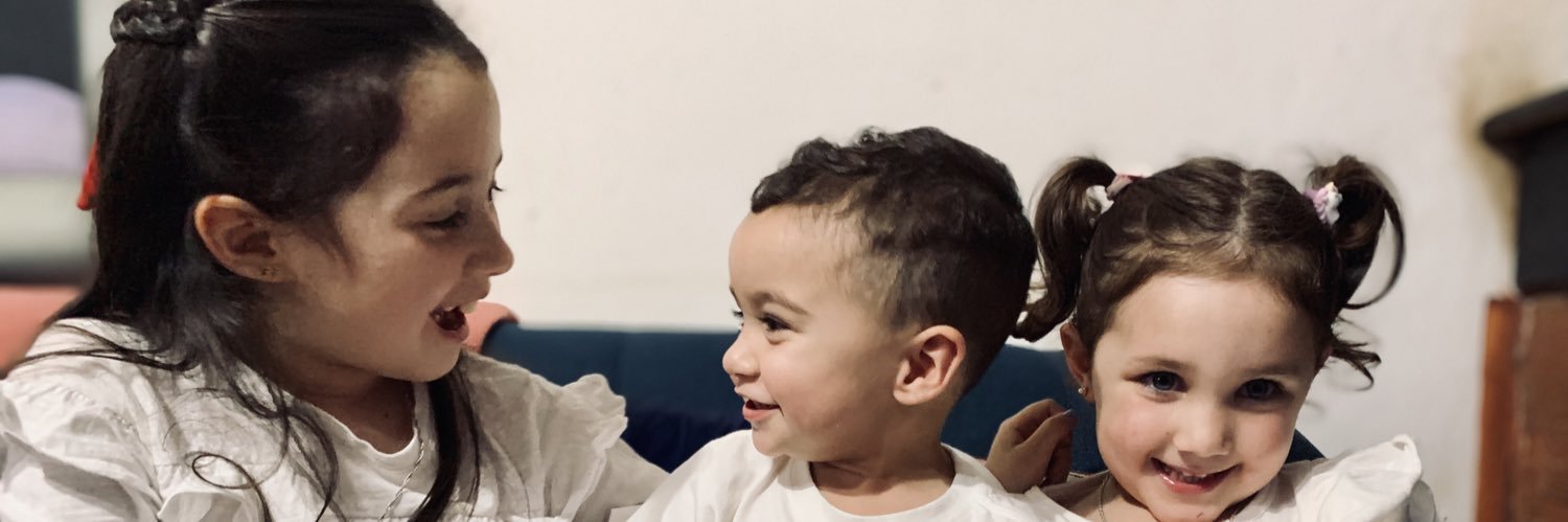 FernandaPadin1's profile banner image