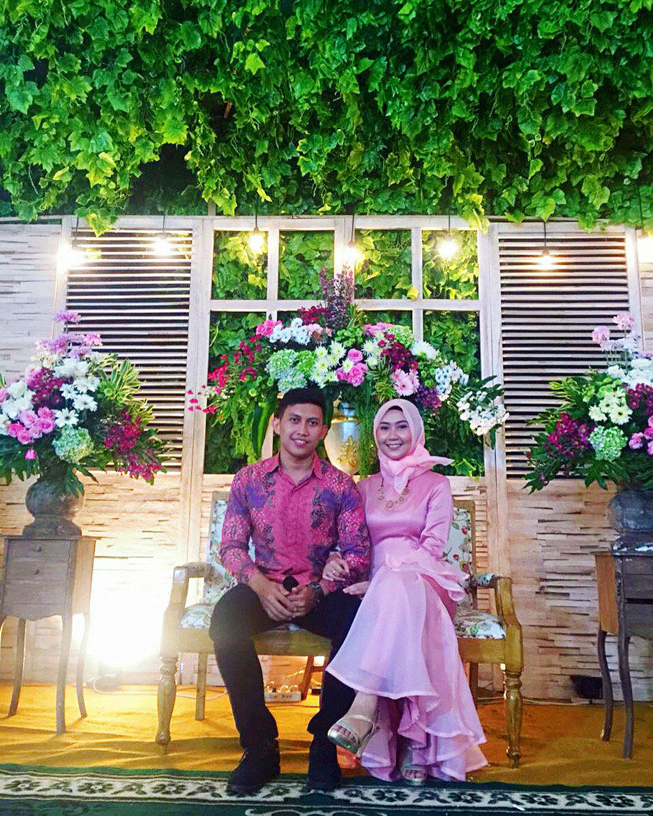 ayu_andhari's profile banner image