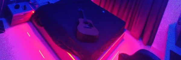 met_meet Profile Banner