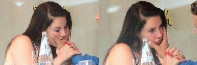 💋val banner