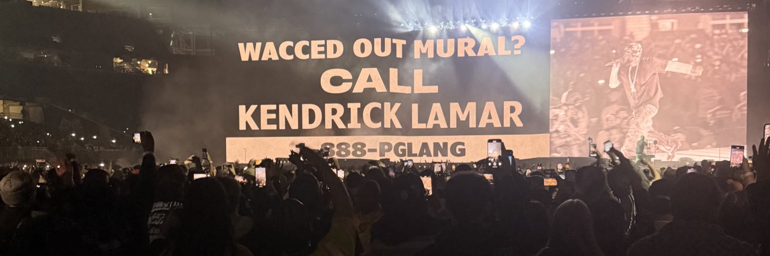 Dee banner