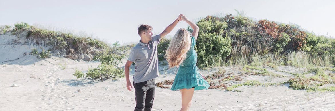 sav_laroche's profile banner image