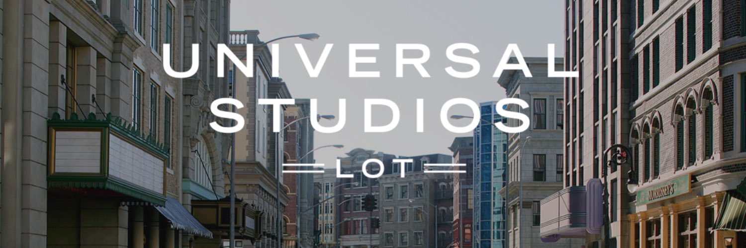 Universal Studios Lot's banner