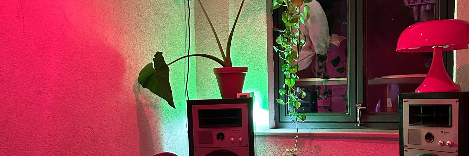 ecmeling's profile banner image