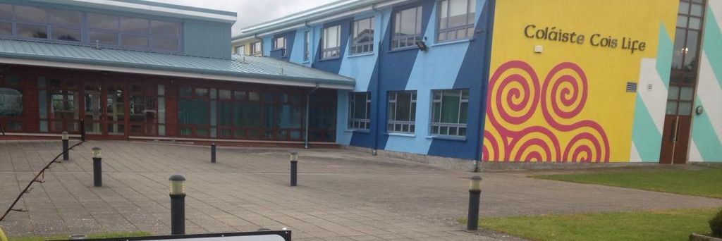 Coláiste Cois Life banner