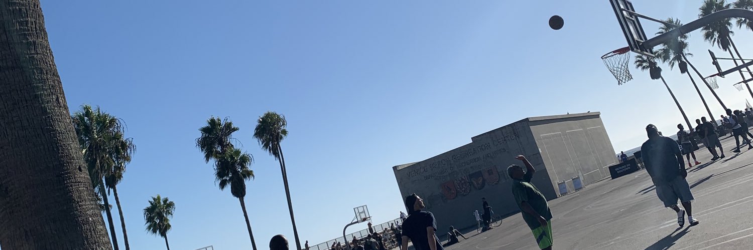 RealTw1ne's profile banner image
