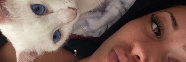 danielapadj's profile banner image