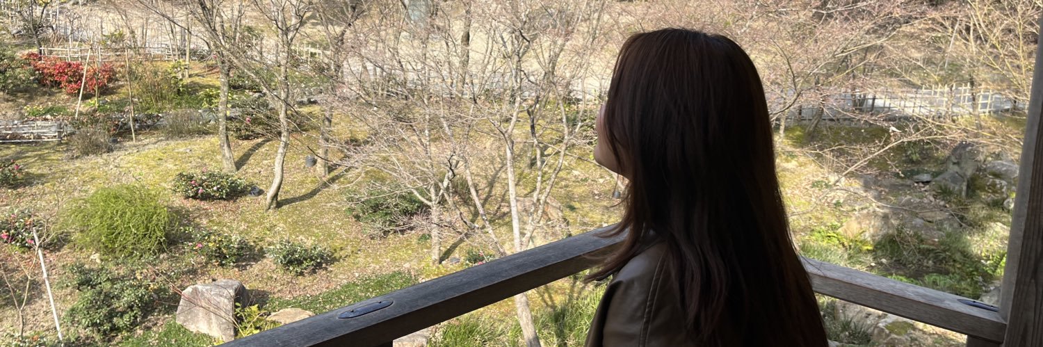 Suzanne_hnn's profile banner image