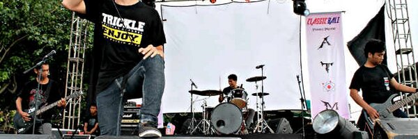 Trickle_Bali Profile Banner