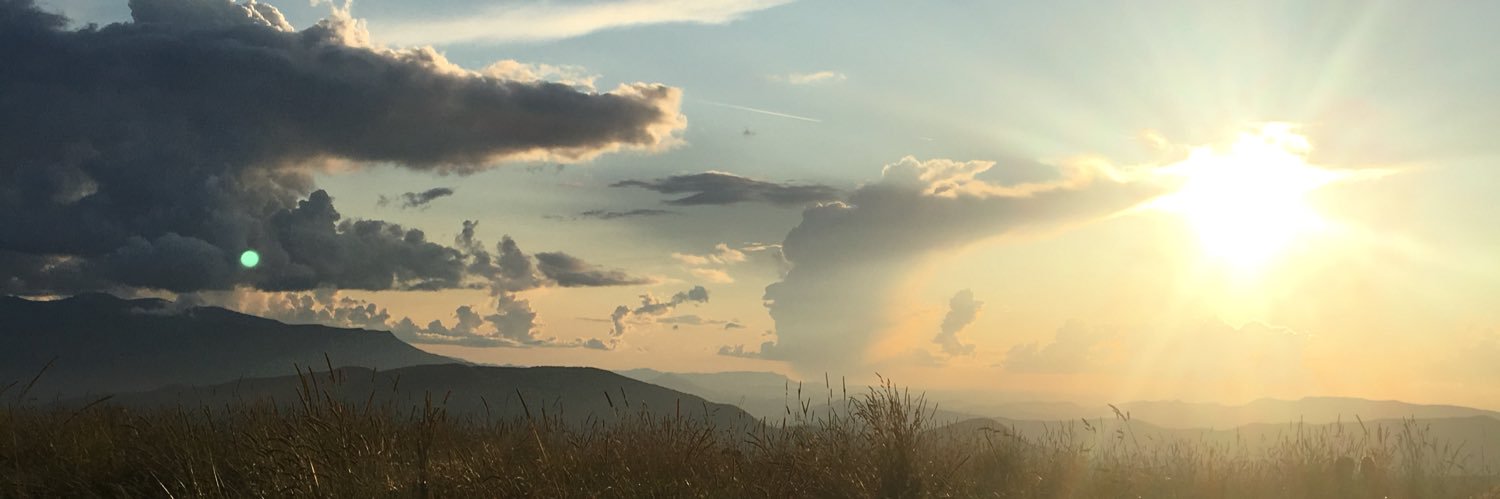 leahgracehumble's profile banner image