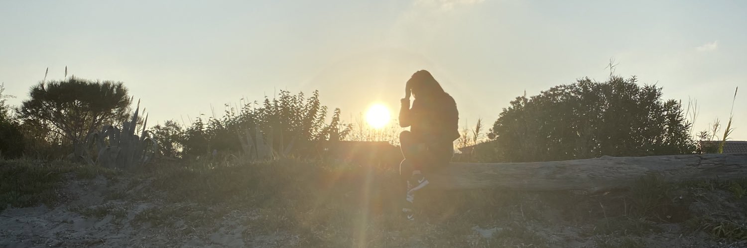 MeelissaDT's profile banner image