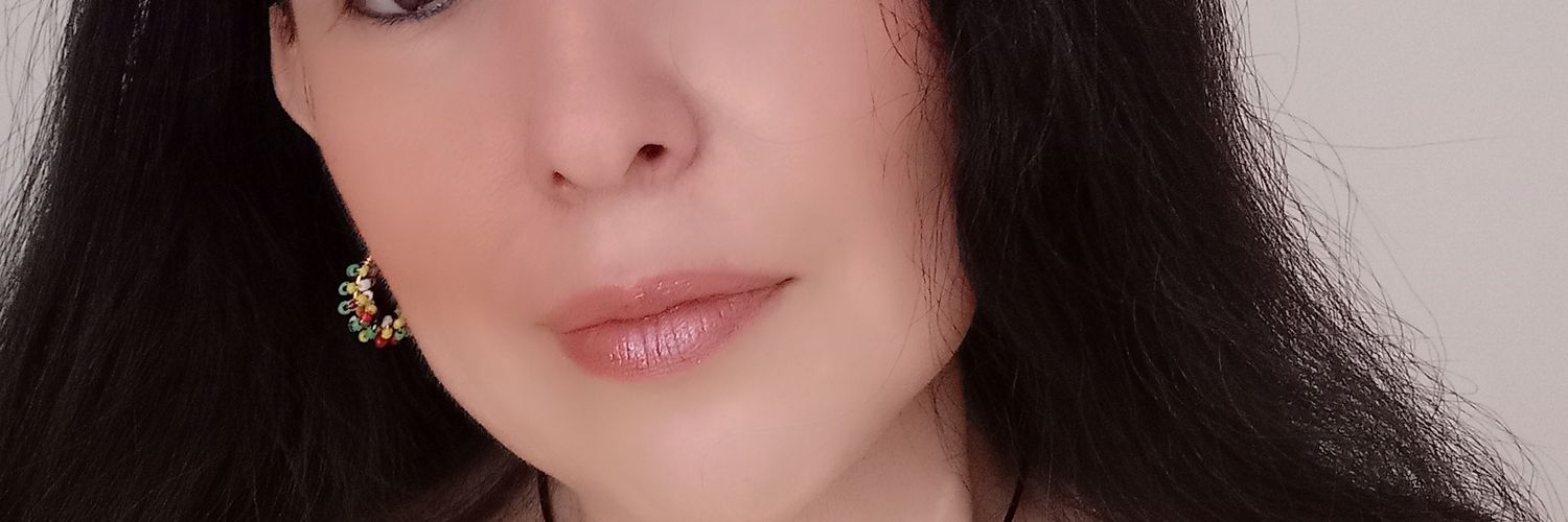 feiticeiraPeru's profile banner image
