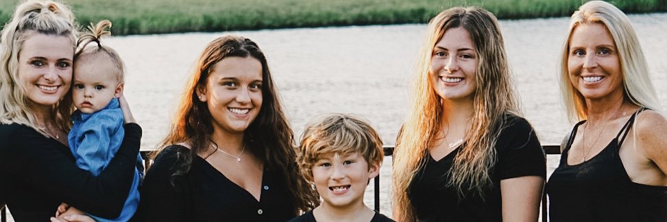 kylabcole's profile banner image