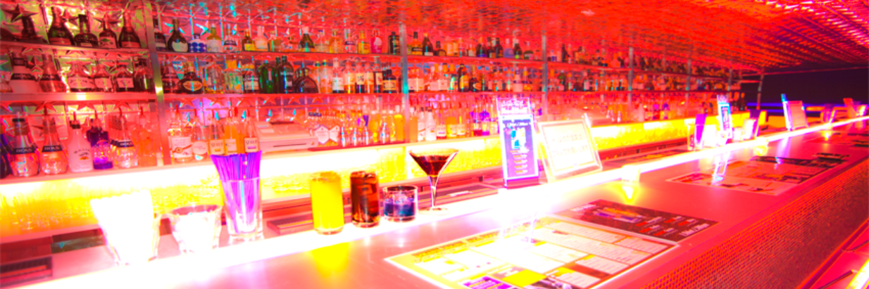 w_052's profile banner image