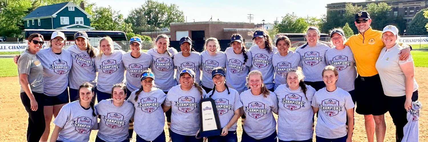 UofR Softball banner
