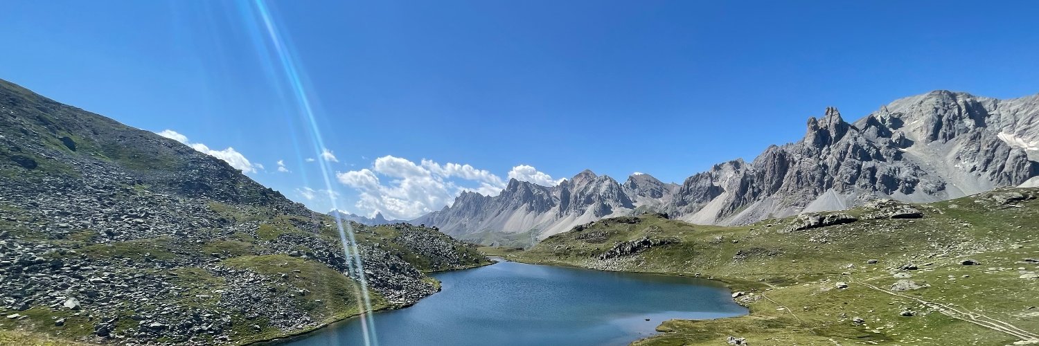 bertrandbenja's profile banner image