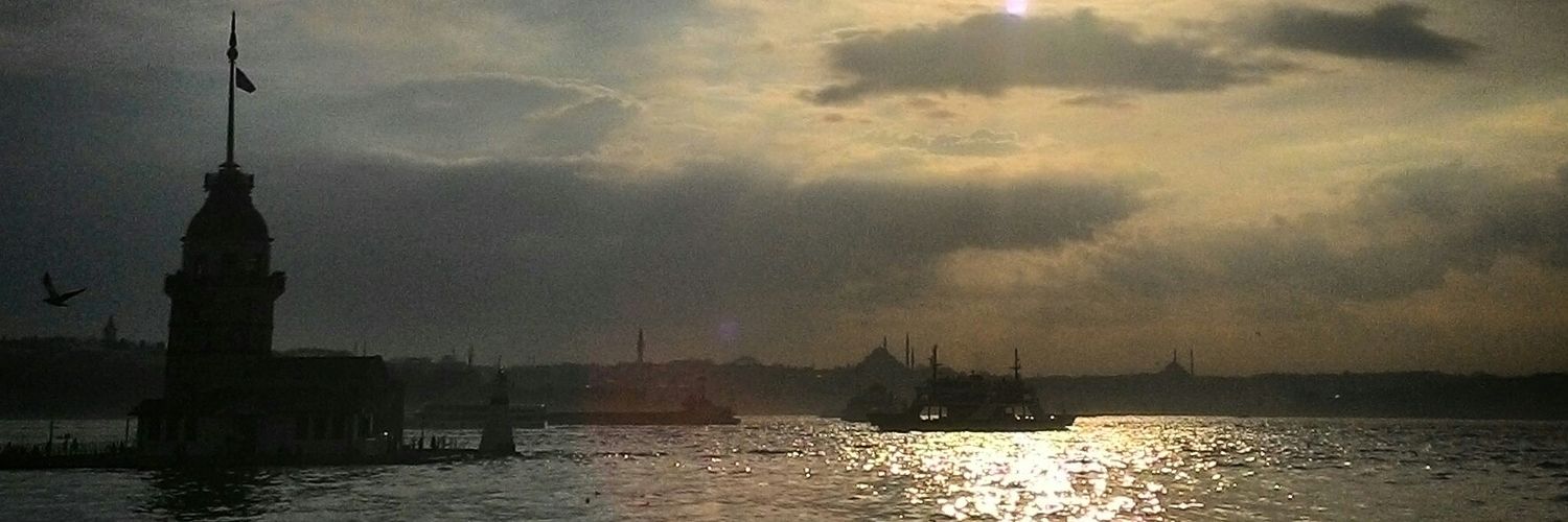 sahineminem's profile banner image