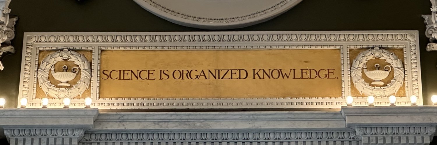 José Valentín López banner